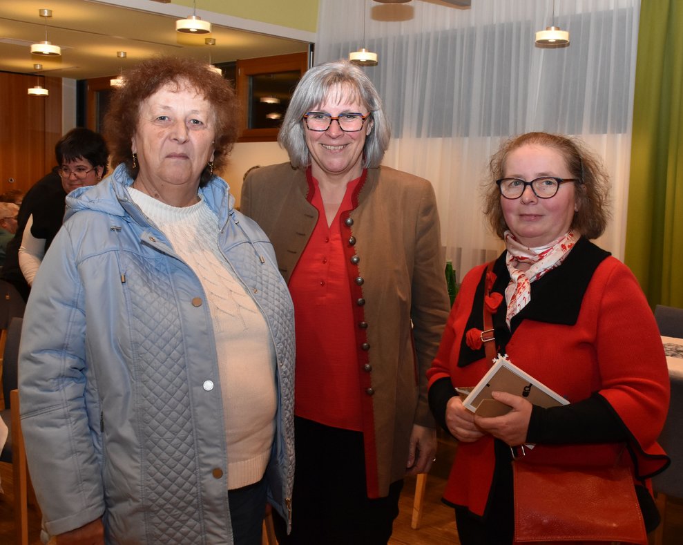 Christa Zibusch, Heidemarie Hrauda, Edith Hofmann.