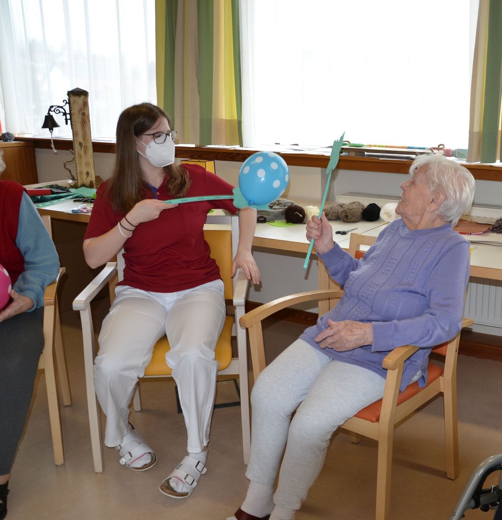 BewohnerInnen und Betreuerin