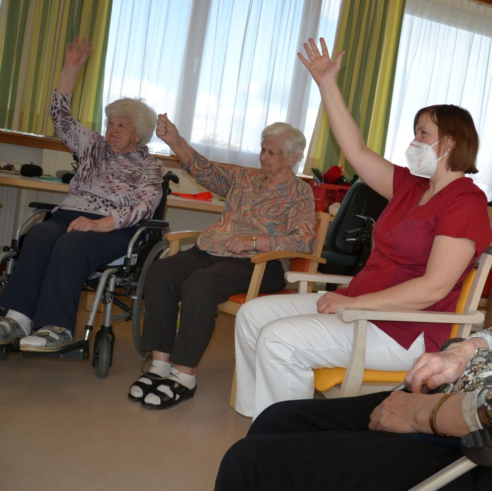 BewohnerInnen und Betreuerin