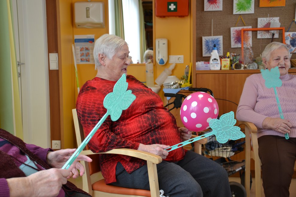 BewohnerInnen und Betreuerin