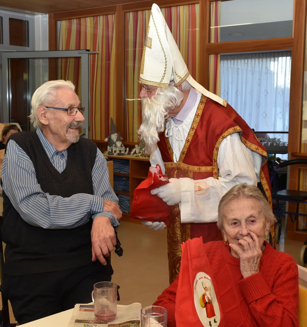 Hr. Stark erhält Nikolaussack