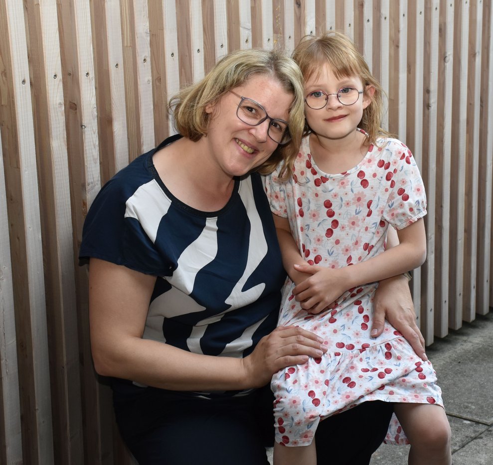 Petra Mader mit Tochter.