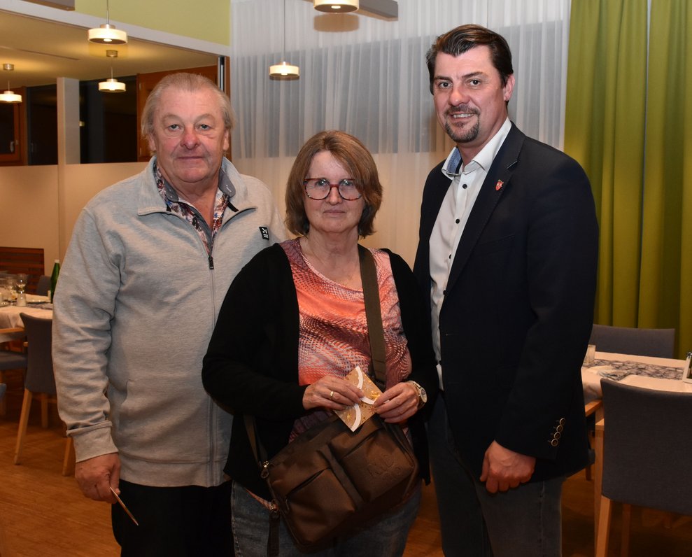 Familie Mathes mit Rainer Hirschmann.