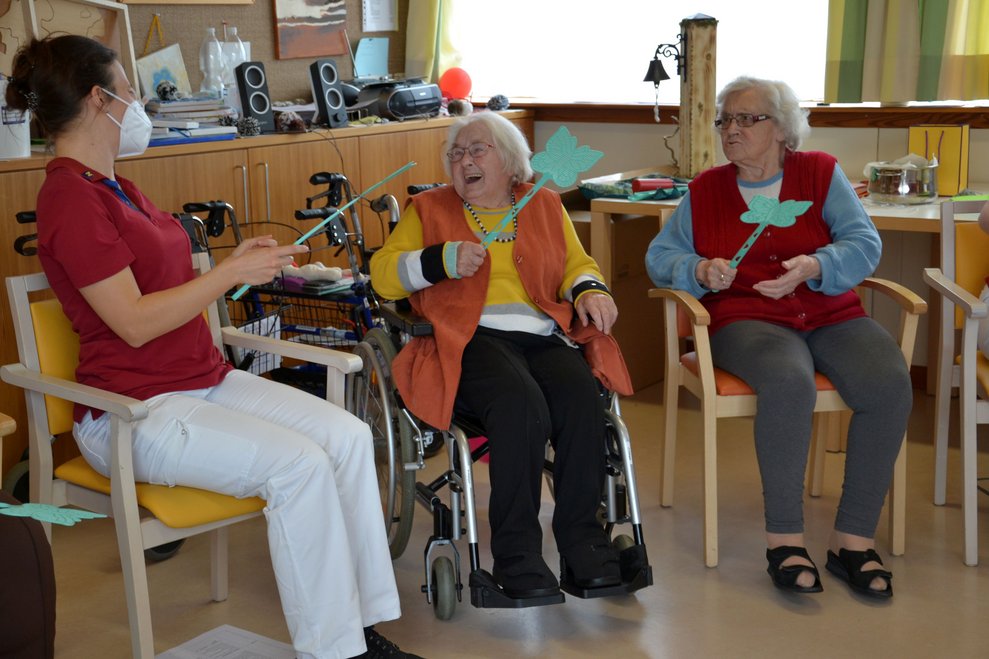 BewohnerInnen und Betreuerin