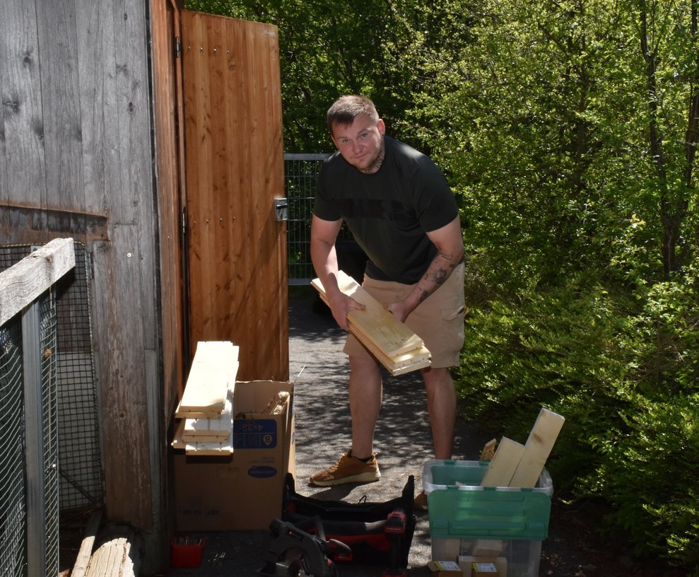 Ehrenamtlicher Alexander Fidi.