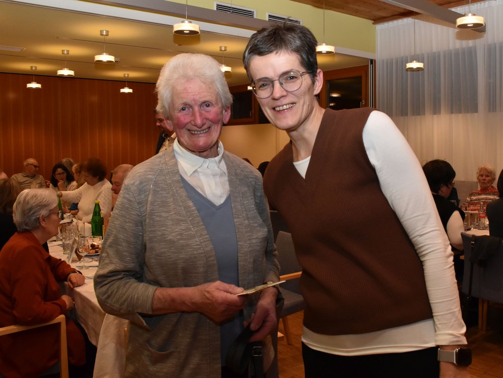 Maria Rauscher und Roswitha Astner.