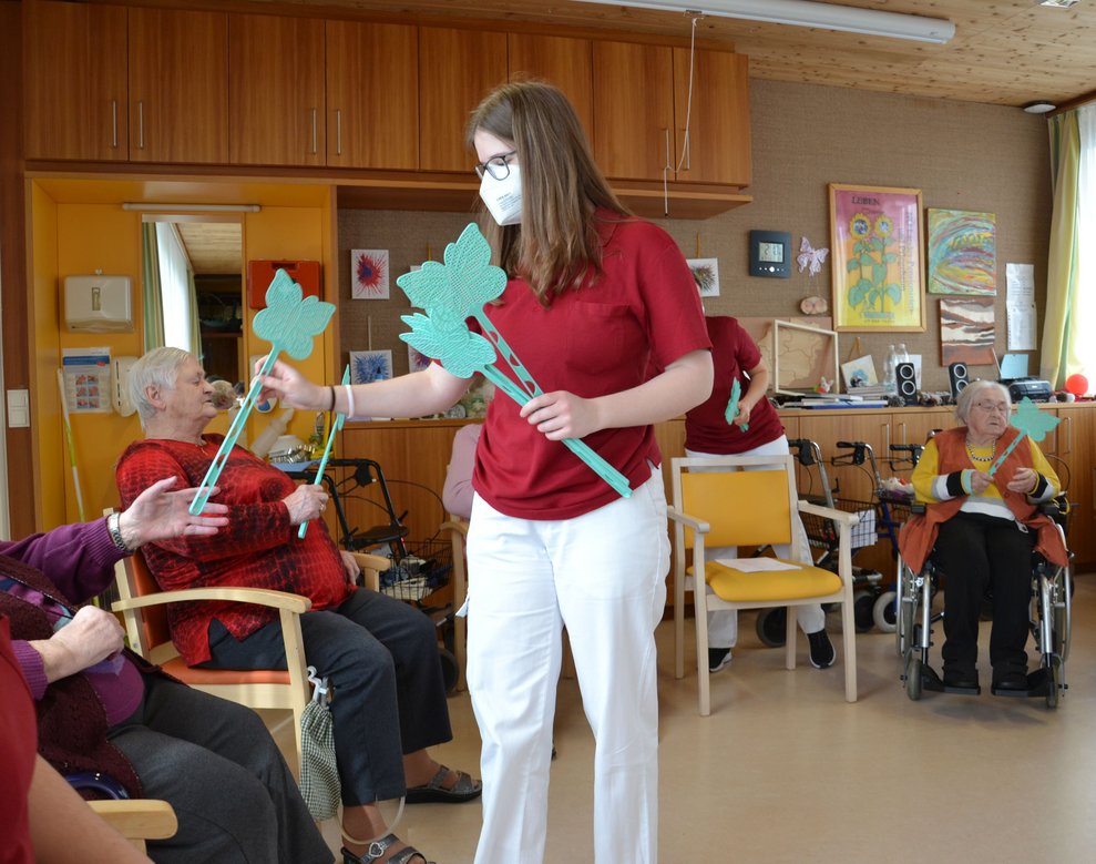 BewohnerInnen und Betreuerin