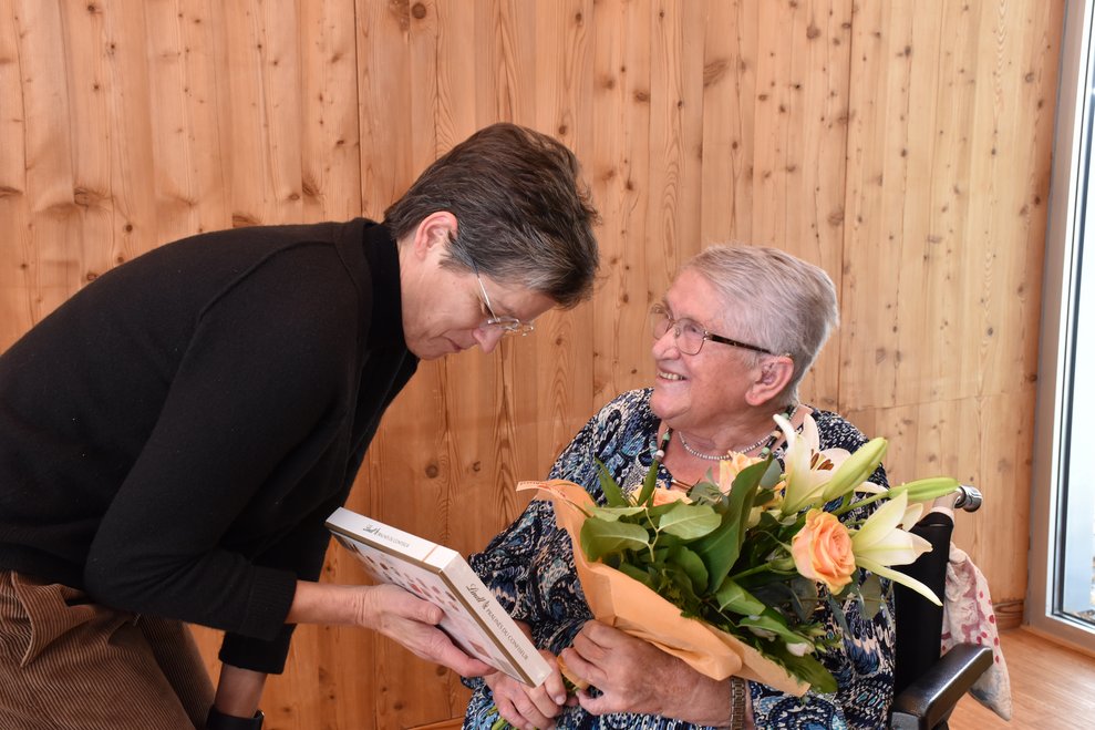 Roswitha Astner, Gottfrieda Rohrbeck.