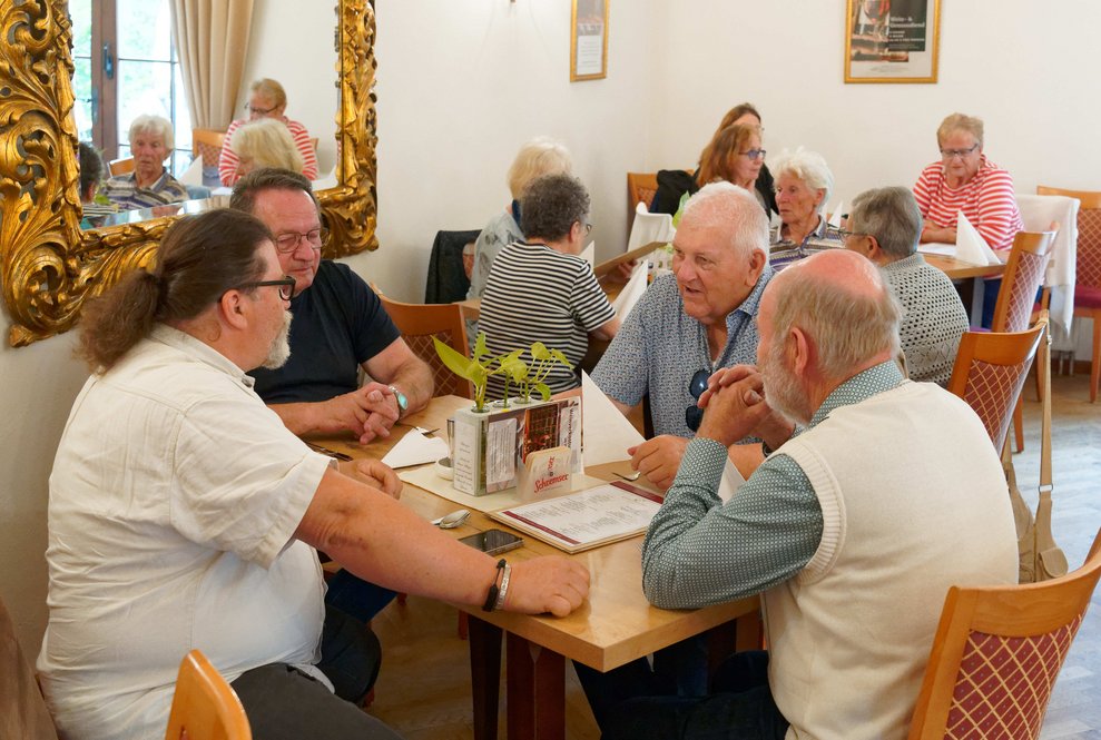 Das Essen wird bestellt.